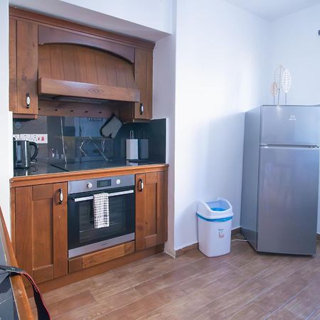 Maestro Sea - View Apartment Larnaca Eksteriør billede